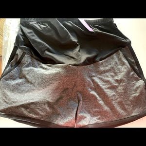 Women’s maternity shorts